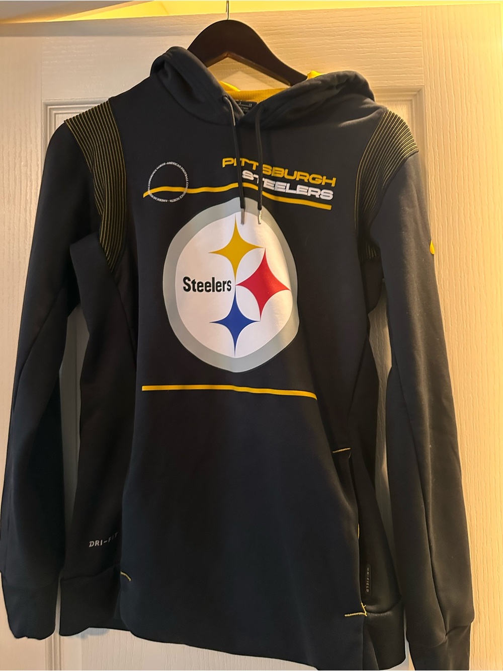 Pittsburgh Steelers Black & Yellow Pullover Hoodie